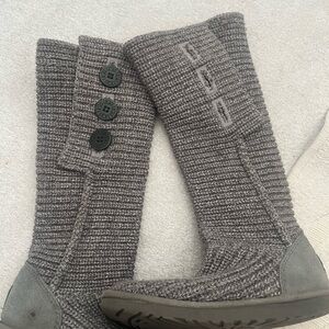 UGG Classic Cardy Button Detailed Knit